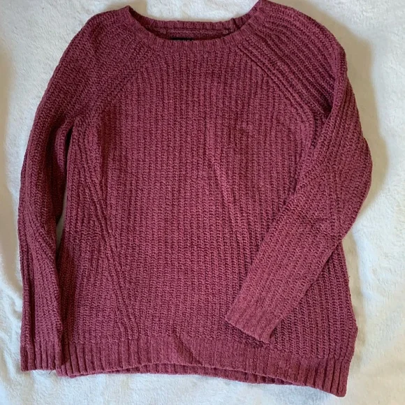 Rustic pink sweater - Picture 2 of 4
